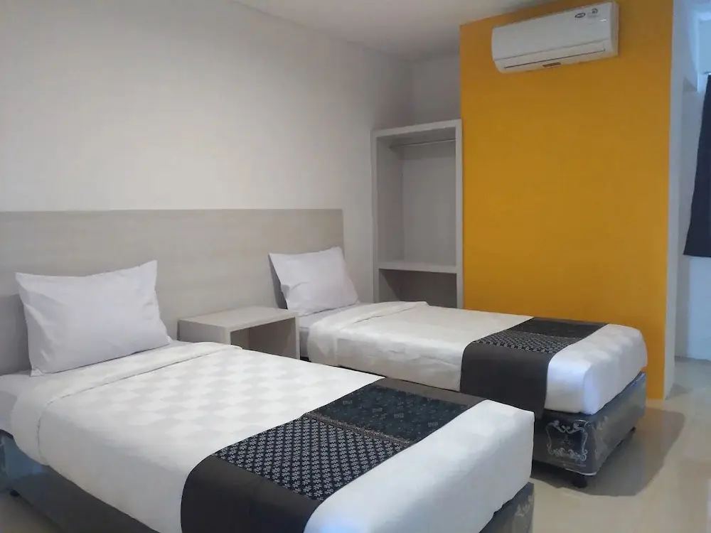 Джембер: LG Hotel