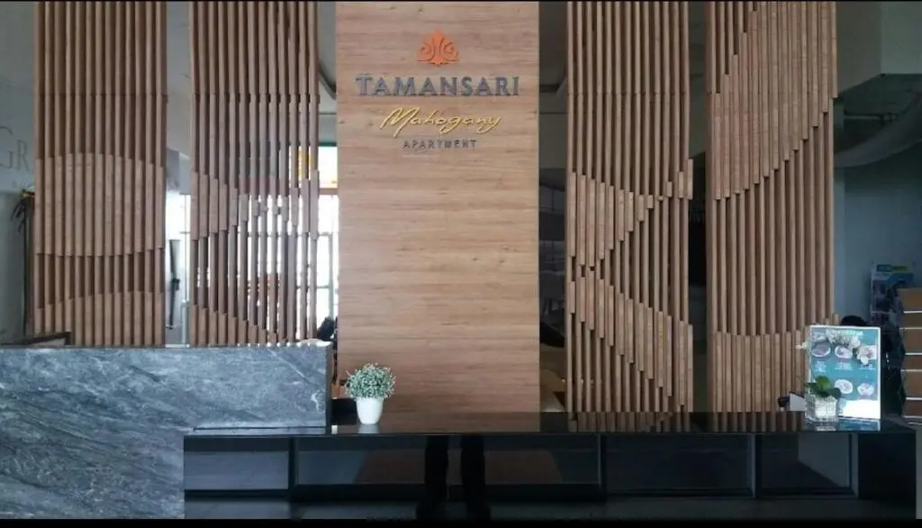 Караванг: Mahogany x Sagita Karawang