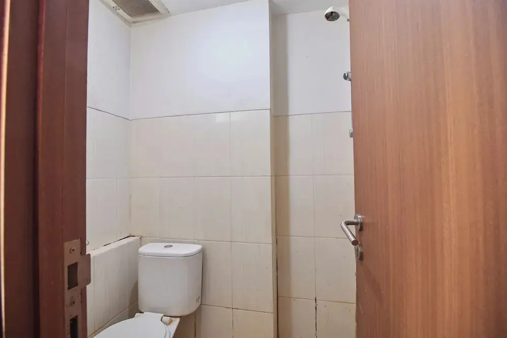 Южный Тангеранг: Apartment Green Lake View Ciputat by Celebrity Room