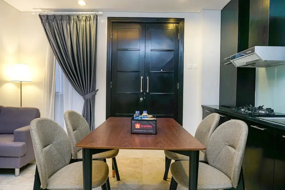 Джакарта: Modern Furnished 2BR at The Empyreal Condominium Epicentrum Apartment