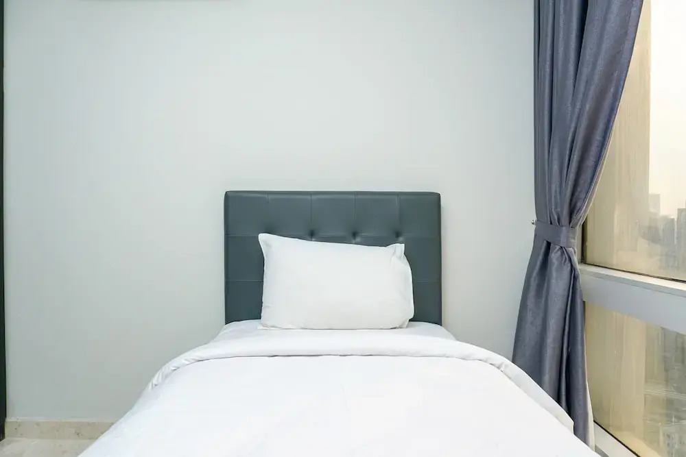 Джакарта: Modern Furnished 2BR at The Empyreal Condominium Epicentrum Apartment