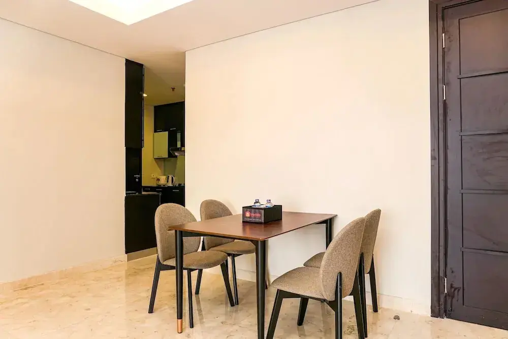 Джакарта: Cozy 2BR @ The Empyreal Condominium Epicentrum Apartment