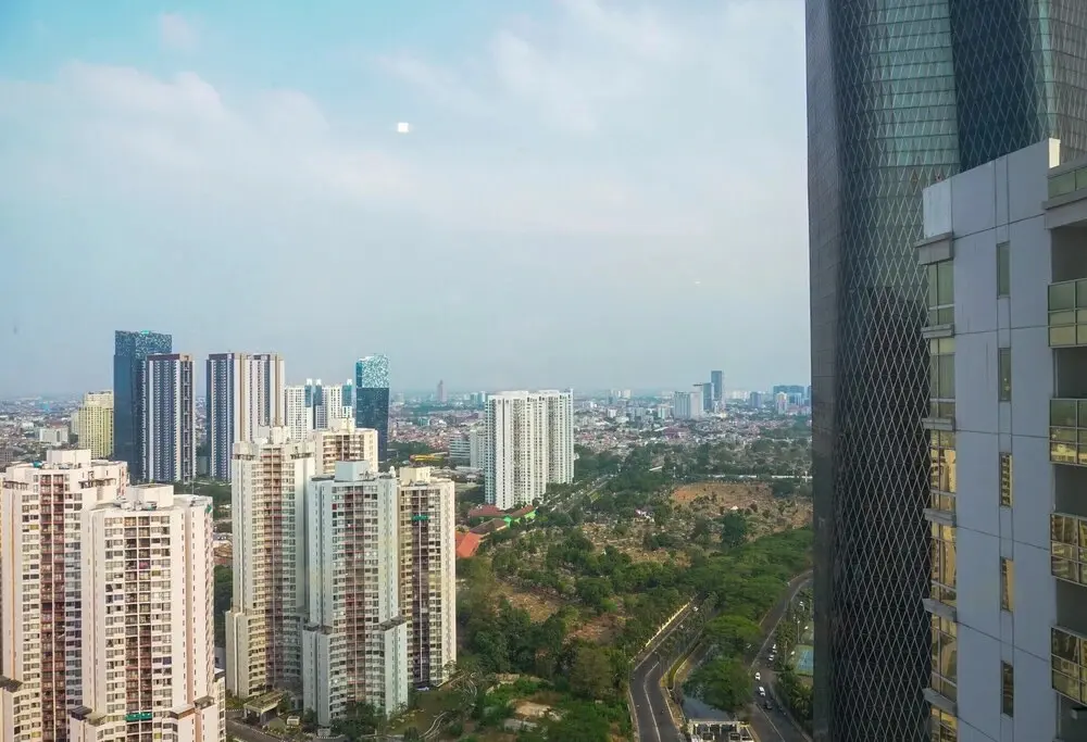 Джакарта: Cozy 2BR @ The Empyreal Condominium Epicentrum Apartment