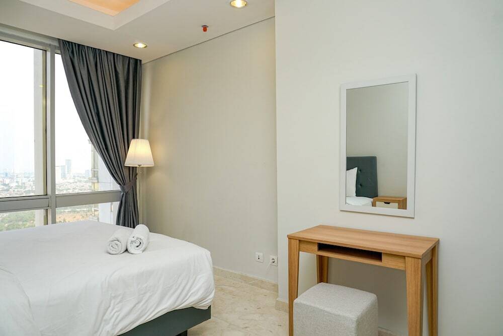 Cozy 2BR @ The Empyreal Condominium Epicentrum Apartment — фото 1