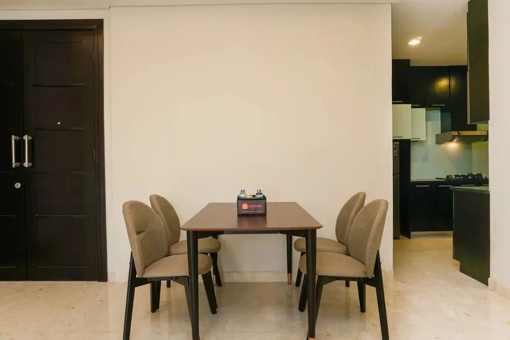 Джакарта: Luxury 2BR at The Empyreal Condominium Epicentrum Apartment