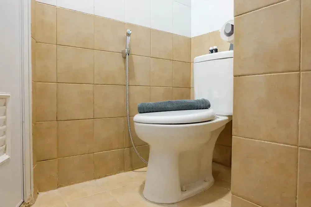 Джакарта: 1BR Fully Furnished Apartment at Green Pramuka