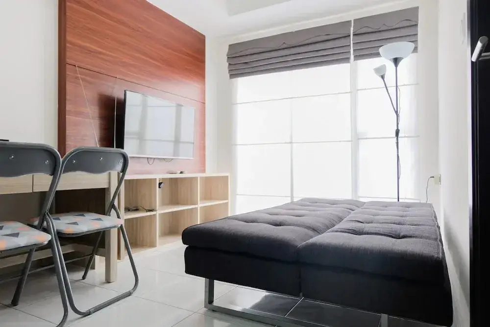 Legok: Elegant 1BR Apartment at Casa De Parco near AEON Mall