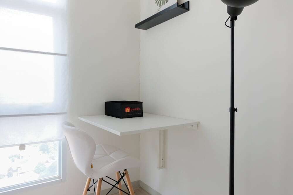 Южный Тангеранг: Cozy Studio Akasa Pure Living in BSD Apartment