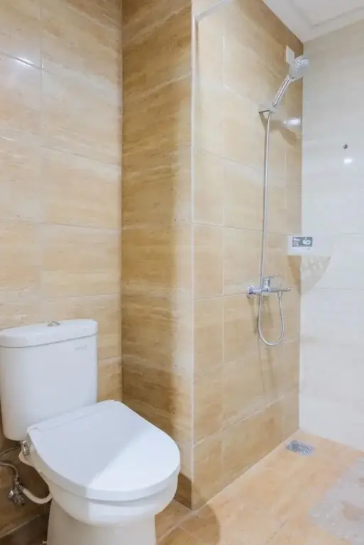 Южный Тангеранг: Elegant and Cozy 1BR Apartment at Bintaro Plaza Residence