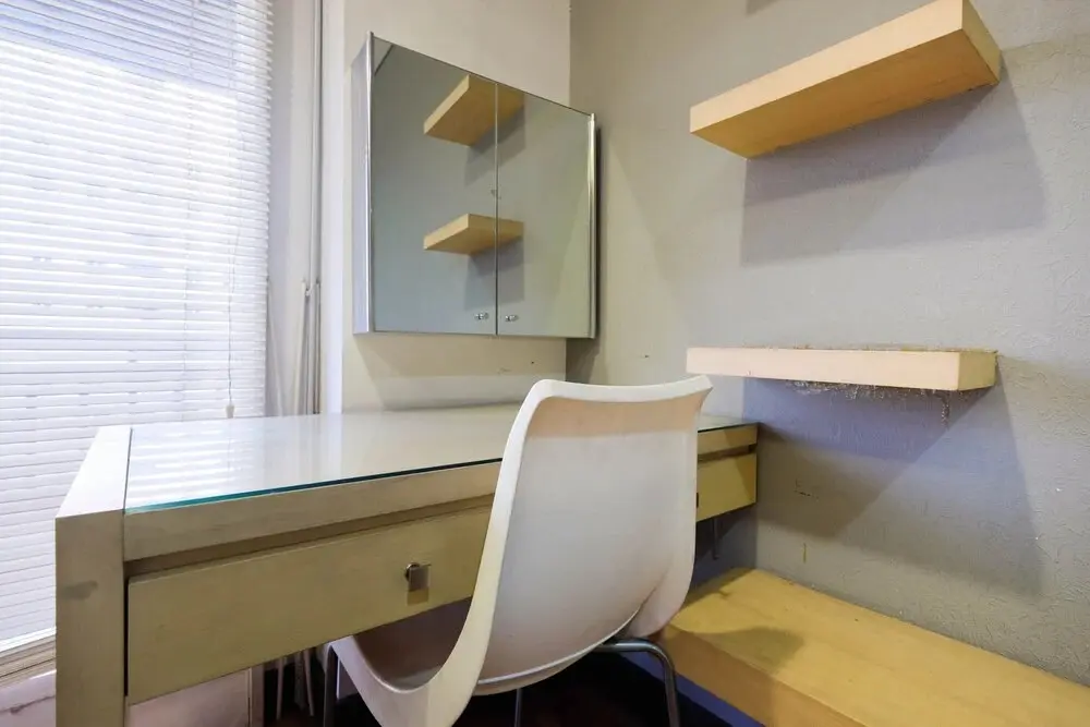 Джакарта: Spacious and Cozy 3BR Poins Square Apartment