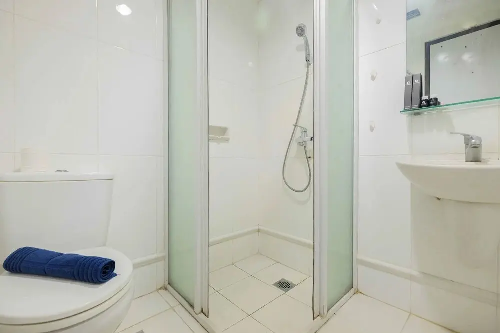 Джакарта: Spacious and Cozy 3BR Poins Square Apartment