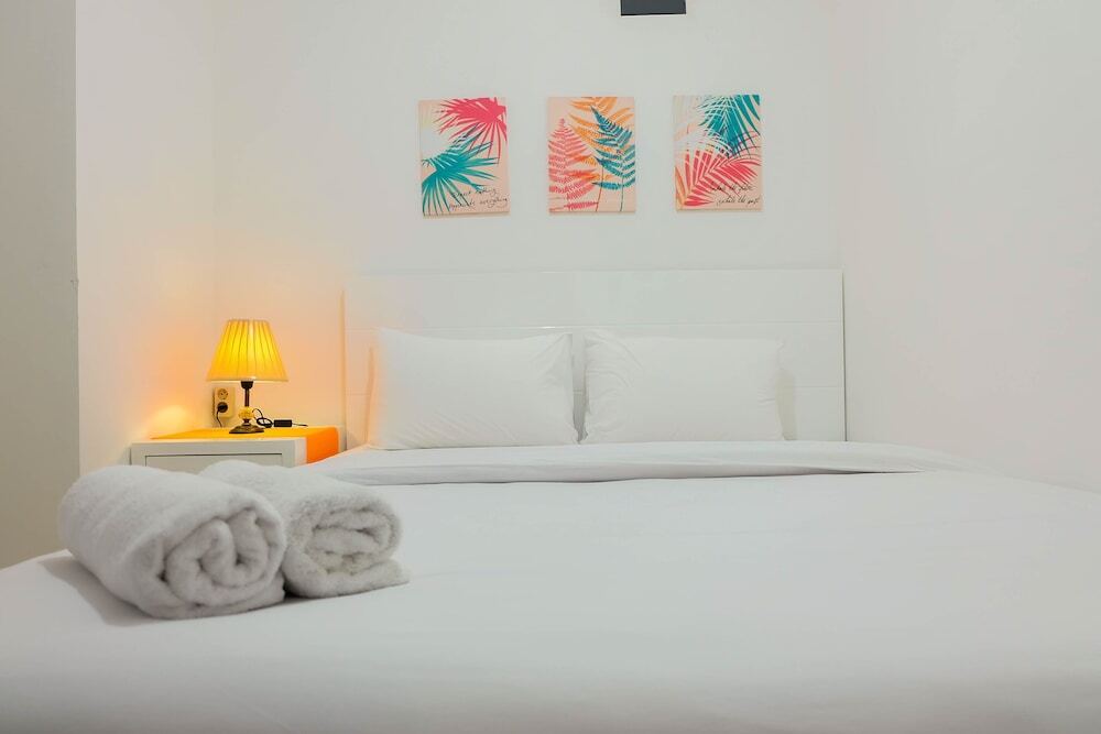 Джакарта: Pleasant 2BR Apartment at Bassura City near Shopping Mall