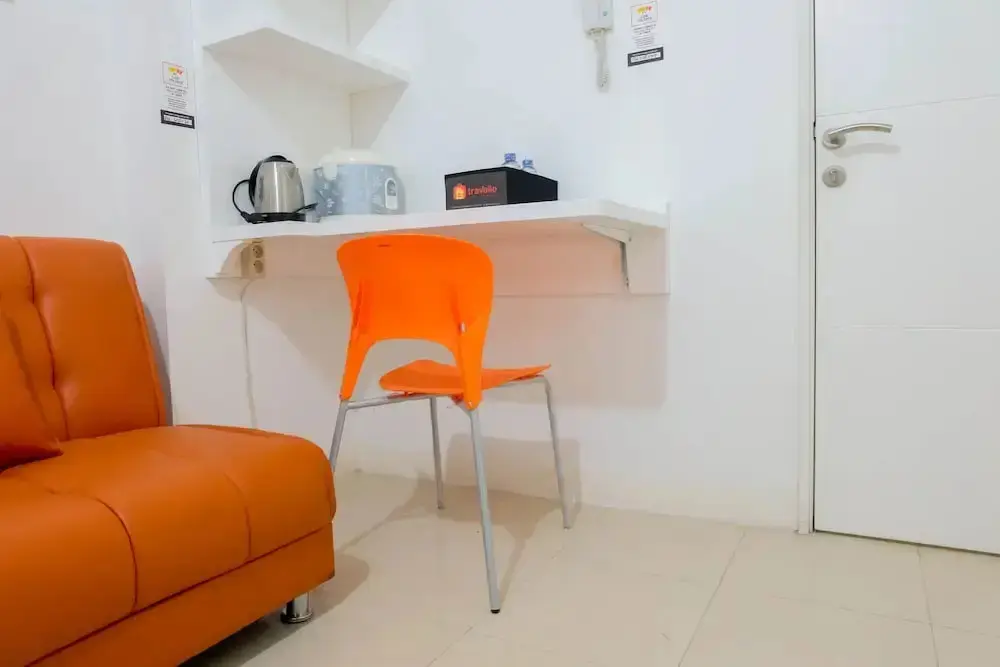 Джакарта: Pleasant 2BR Apartment at Bassura City near Shopping Mall