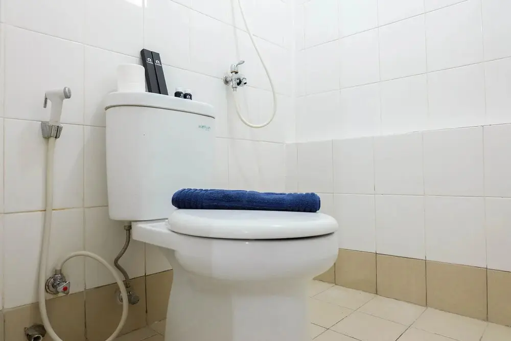 Джакарта: Pleasant 2BR Apartment at Bassura City near Shopping Mall