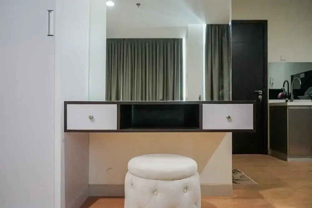 Южный Тангеранг: Compact and Cozy Studio at Brooklyn Alam Sutera Apartment