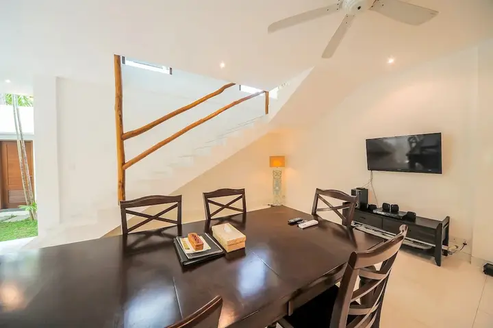 Кута: Villa Pearl Seminyak