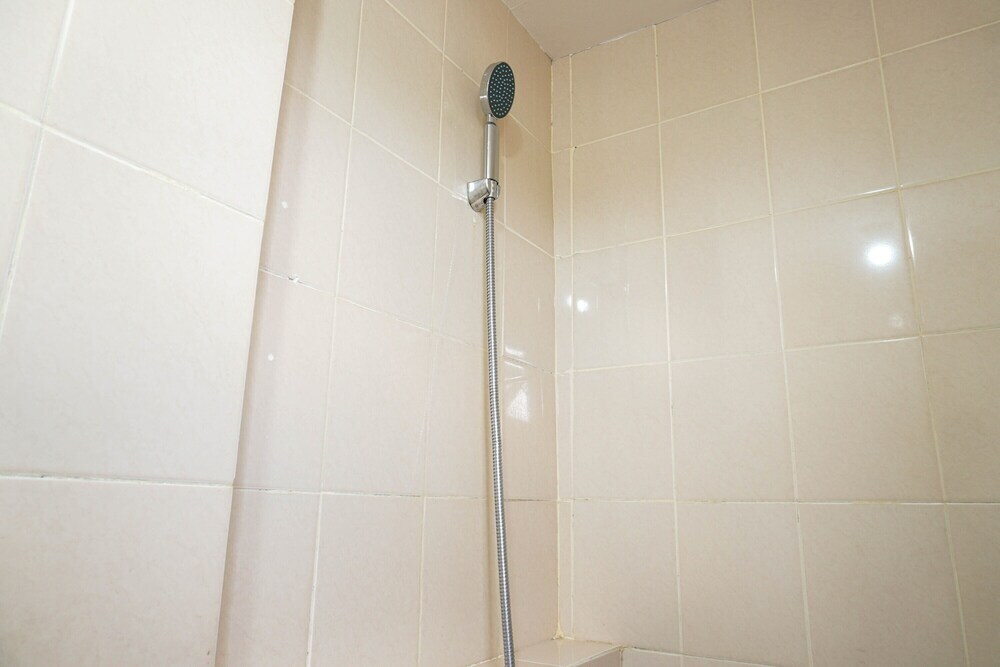 Джакарта: Simply Furnished 2BR Apartment at Puri Park View