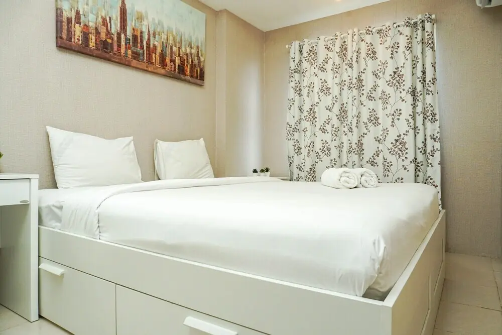 Джакарта: Comfortable 1BR Apartment at Belmont Residence