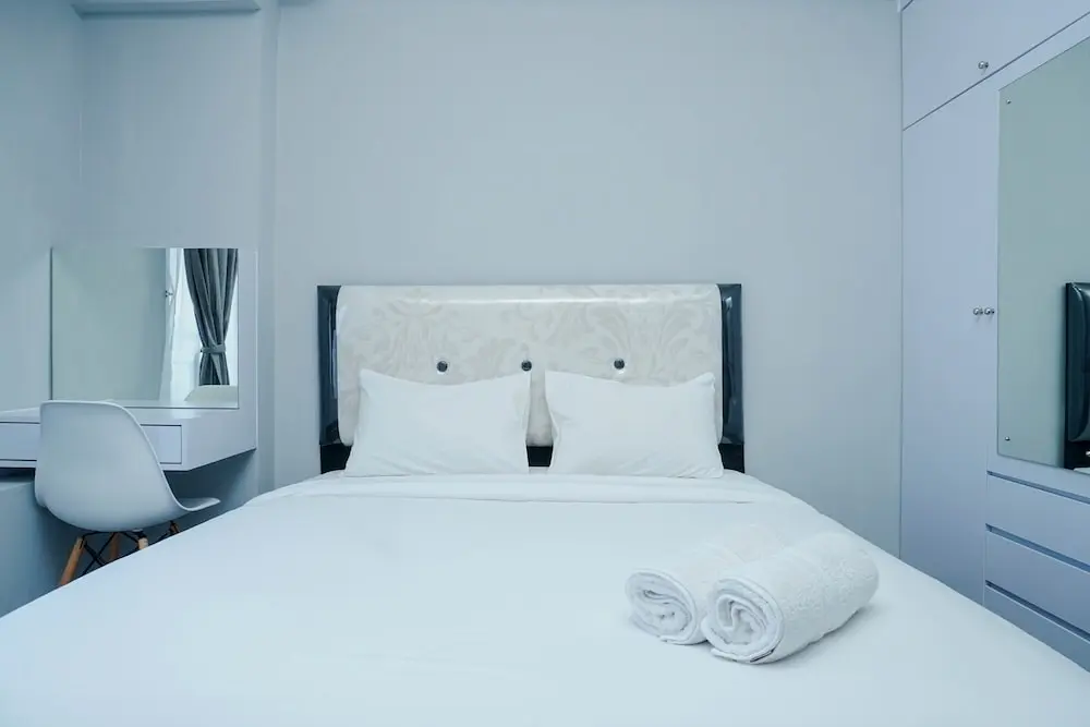 Джакарта: Cozy Studio Apartment at Puri Park View
