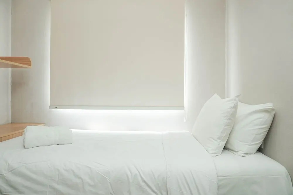 Джакарта: Contemporary Style & Family 2BR Apartment Belmont Residence Puri