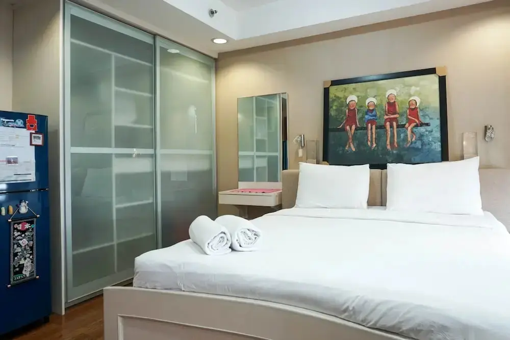 Джакарта: Cozy and Modern Studio Apartment at Belmont Residence Puri