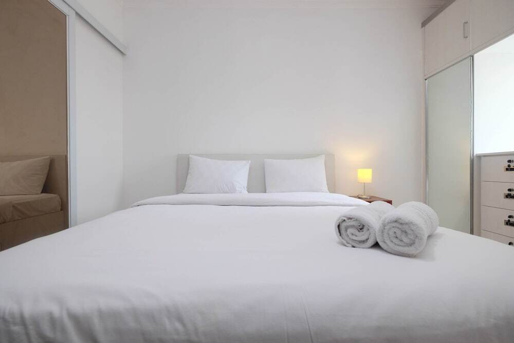 Джакарта: Comfy and Modern Studio Pakubuwono Terrace Apartment