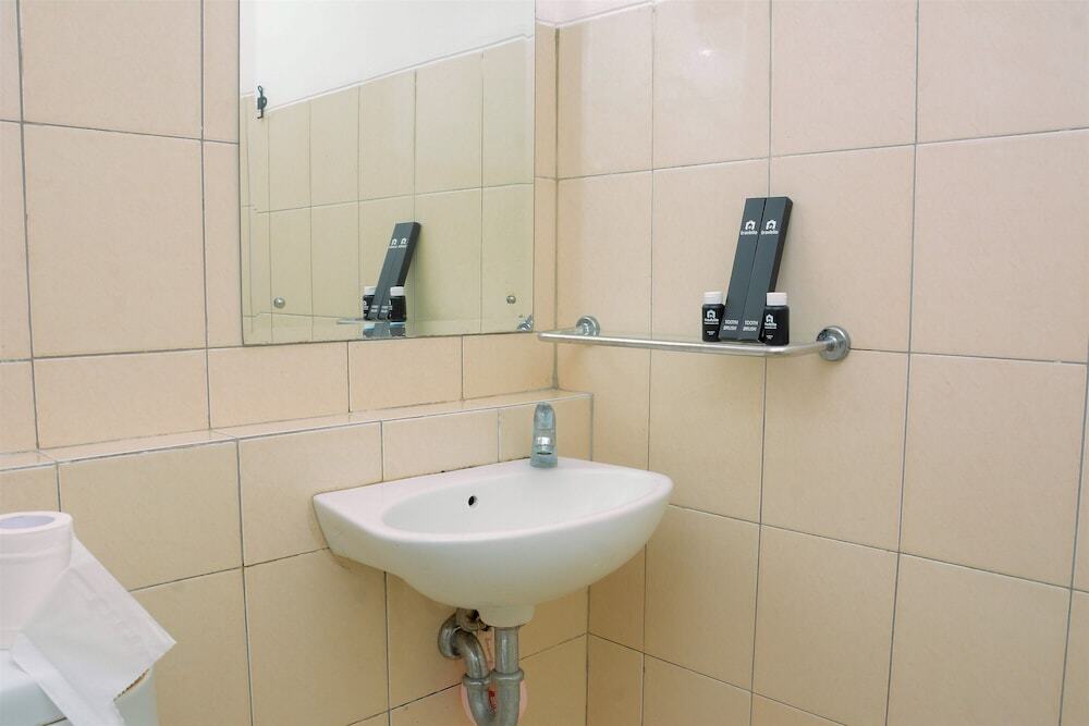 Джакарта: Modern 1BR with Pool View @ Pakubuwono Terrace Apartment
