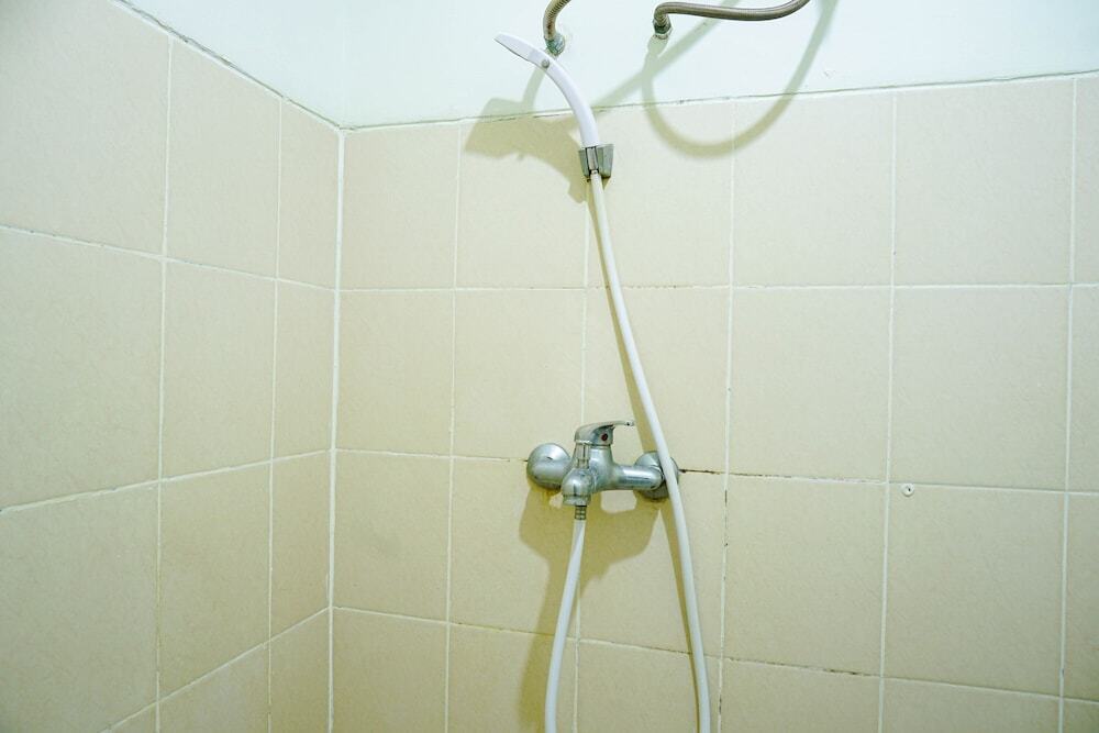 Джакарта: Simply Furnished and Comfy Studio @ Pakubuwono Terrace Apartment