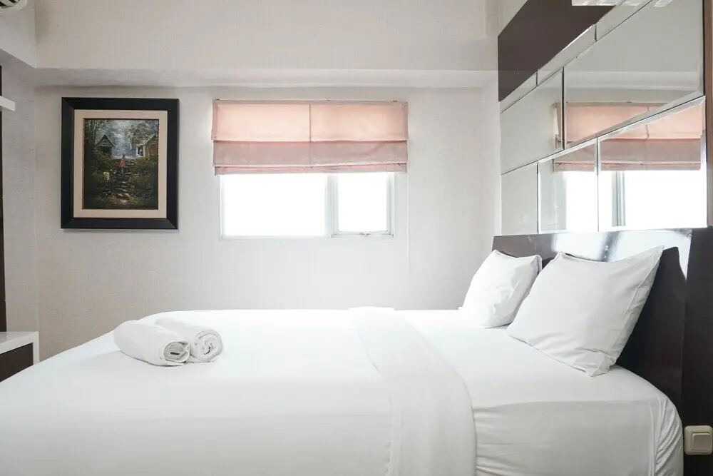 Джакарта: Strategic Location 1BR The Wave Apartment with City View