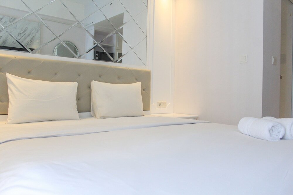 Legok: Stylish Studio Apartment at Serpong M-Town Residence
