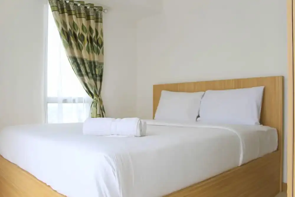 Legok: Golf View 1BR Apartment at M-Town Residence