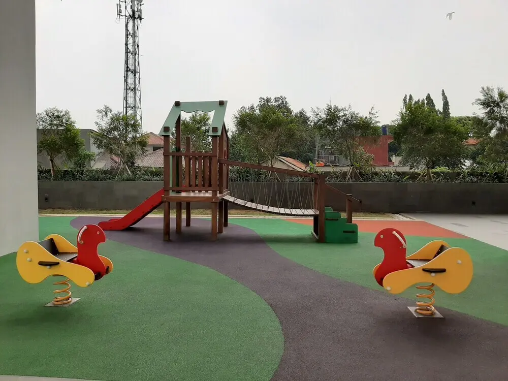 Южный Тангеранг: Luxurious Studio Apartment at Bintaro Plaza Residence