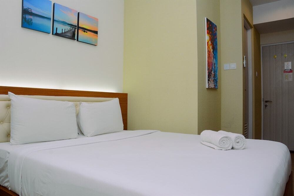 Бекаси: Best View and Comfy Studio Apartment @ Grand Kamala Lagoon