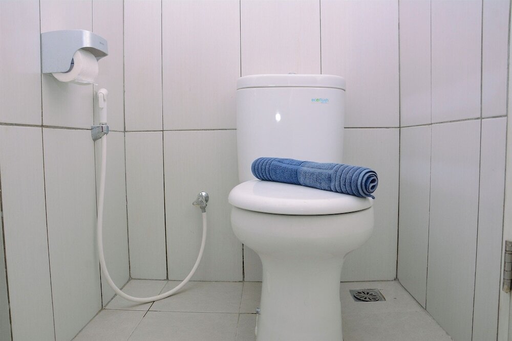 Бекаси: Best View and Comfy Studio Apartment @ Grand Kamala Lagoon
