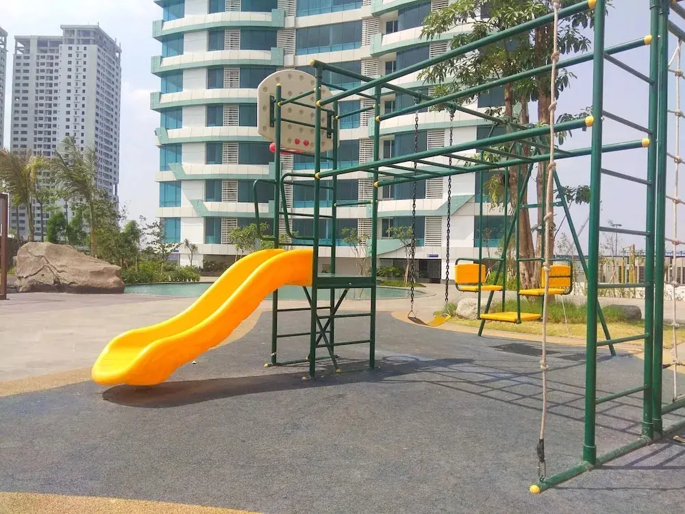Бекаси: Best View and Comfy Studio Apartment @ Grand Kamala Lagoon