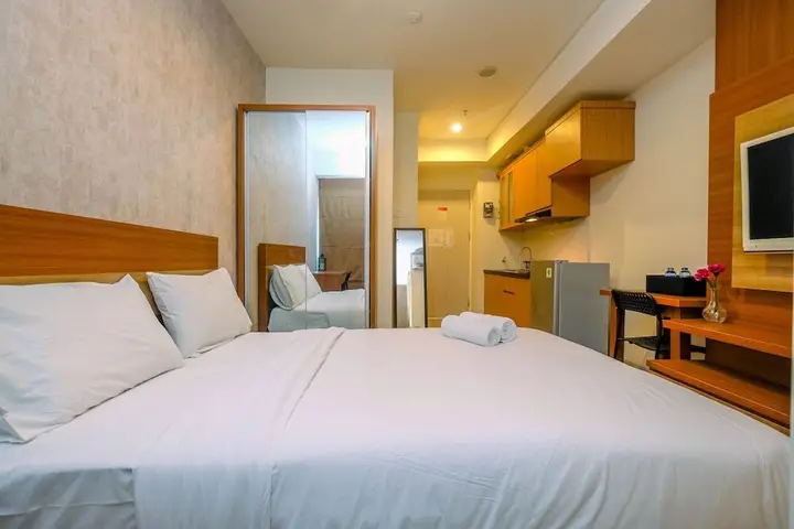 Бекаси: Best Unit with Minimalist Design Studio Grand Kamala Lagoon Apartment