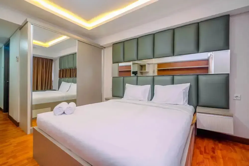 Джакарта: Cozy Studio Apartment at H Residence near MT Haryono