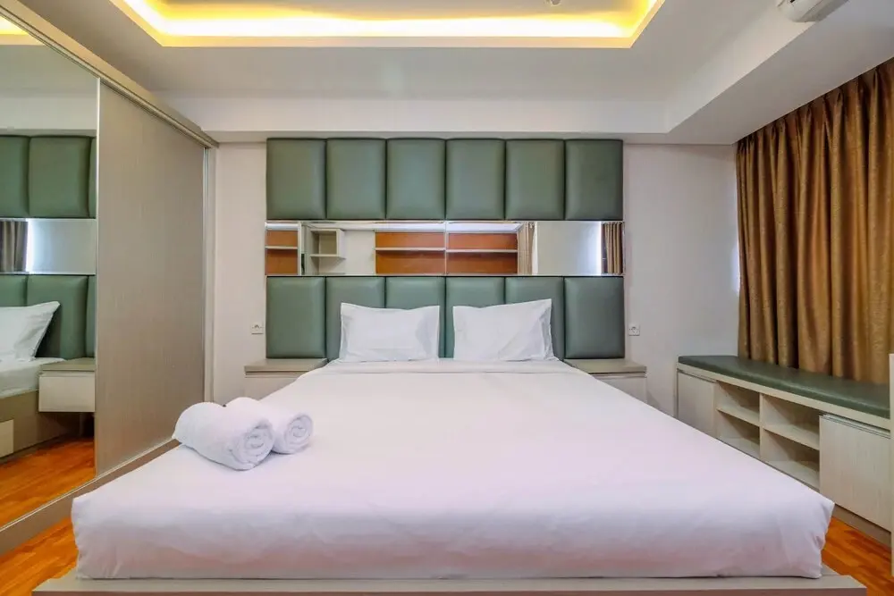 Джакарта: Cozy Studio Apartment at H Residence near MT Haryono