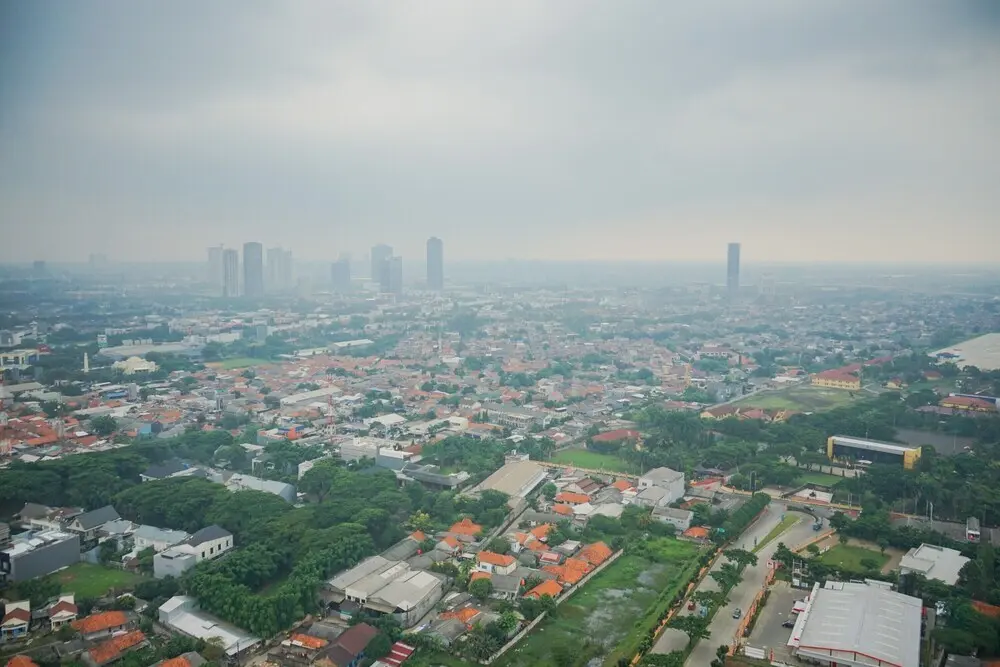 Южный Тангеранг: New Furnished Studio with City View @ Silktown Apartment