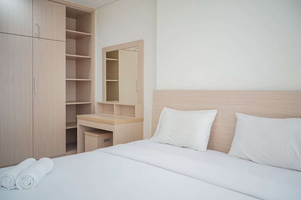 Южный Тангеранг: Comfy and Minimalist 1BR @ Brooklyn Alam Sutera Apartment