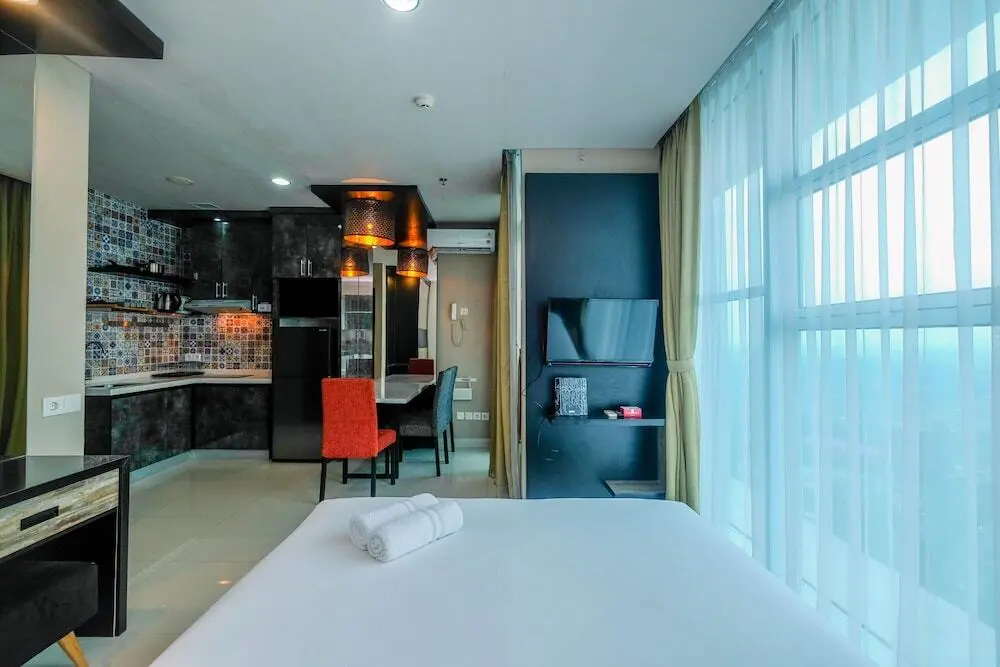 Южный Тангеранг: Cozy and Stylish Studio Apartment at Brooklyn Alam Sutera