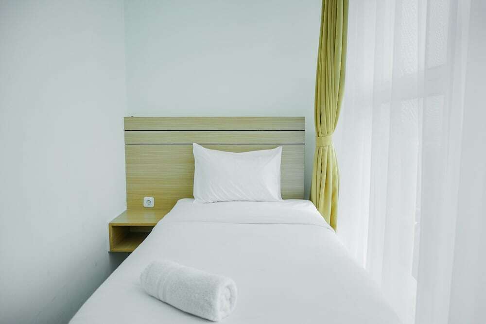 Южный Тангеранг: New Furnished with Comfortable Stay @ 2BR Brooklyn Apartment