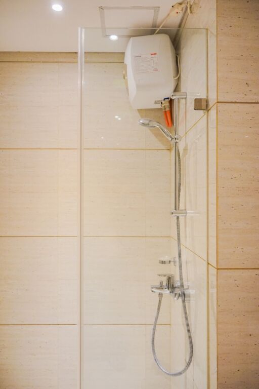 Южный Тангеранг: New Furnished with Comfortable Stay @ 2BR Brooklyn Apartment