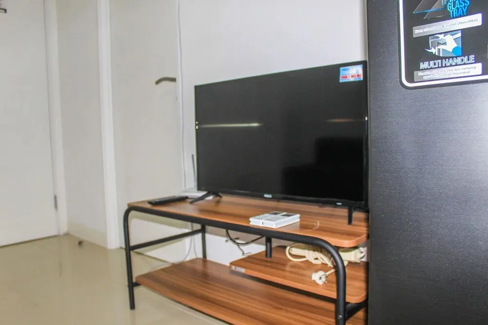 Джакарта: Comfy 2BR Apartment Bassura City near Shopping Mall