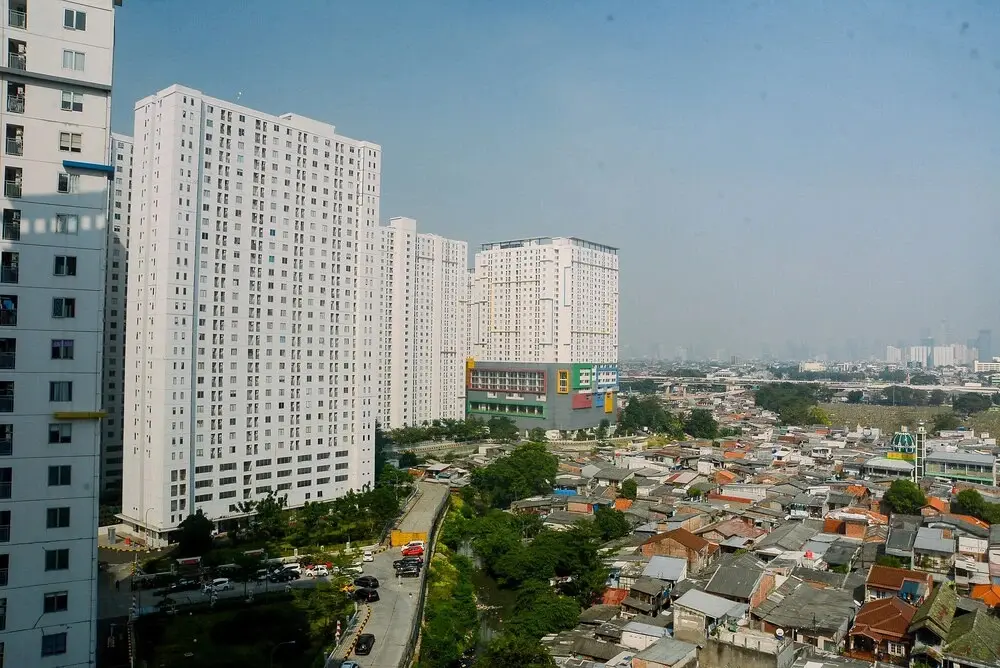 Джакарта: Cozy Living 2BR Apartment at Bassura City near Mall