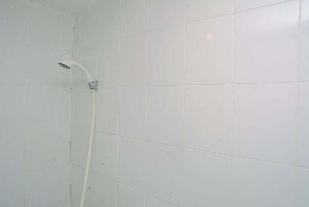 Джакарта: Fully Furnished 2BR Bassura City Apartment with Mall View