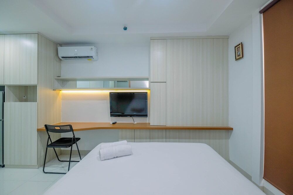 Чикаранг: Modern Studio Apartment @ Azalea Suites