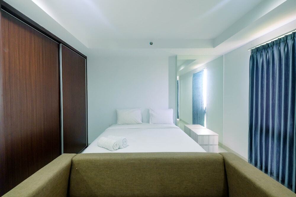 Чикаранг: Modern Studio Apartment at Azalea Suites Cikarang