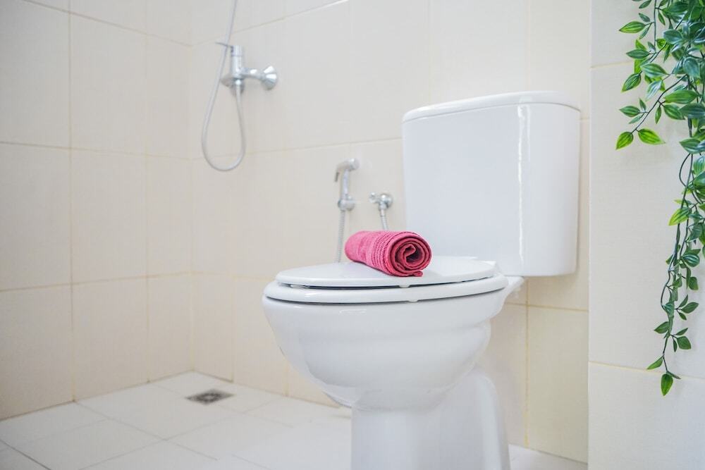 Legok: Cozy 3BR Asatti Apartment near ICE BSD