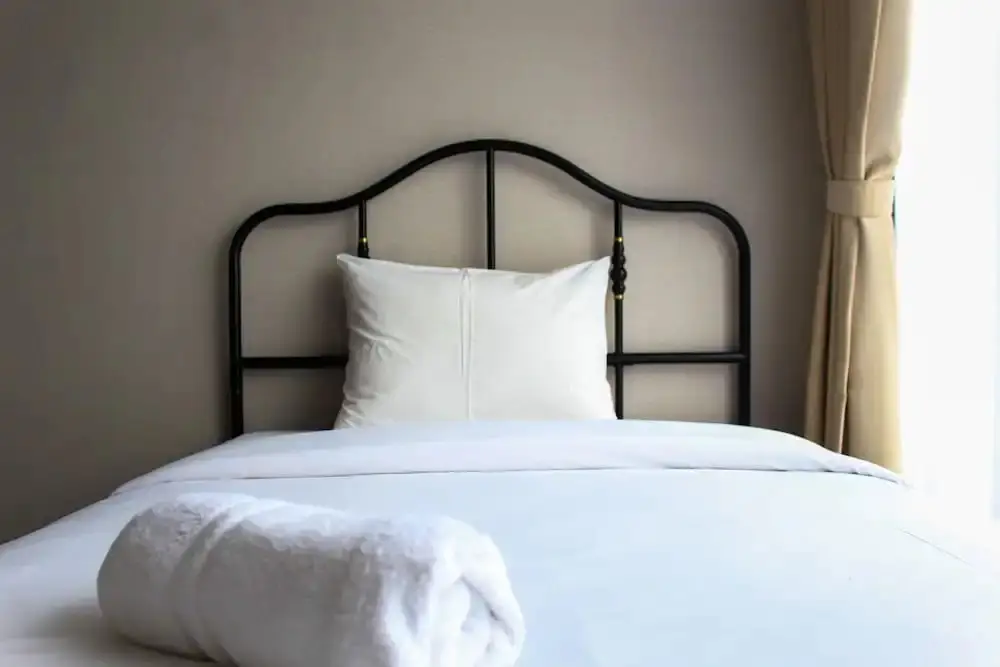 Legok: Stunning 3BR Apartment at The Branz BSD City